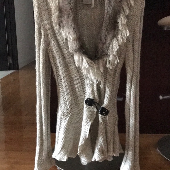 Alberto Makali Sweaters - Long sleeved knit cardigan with fur trim